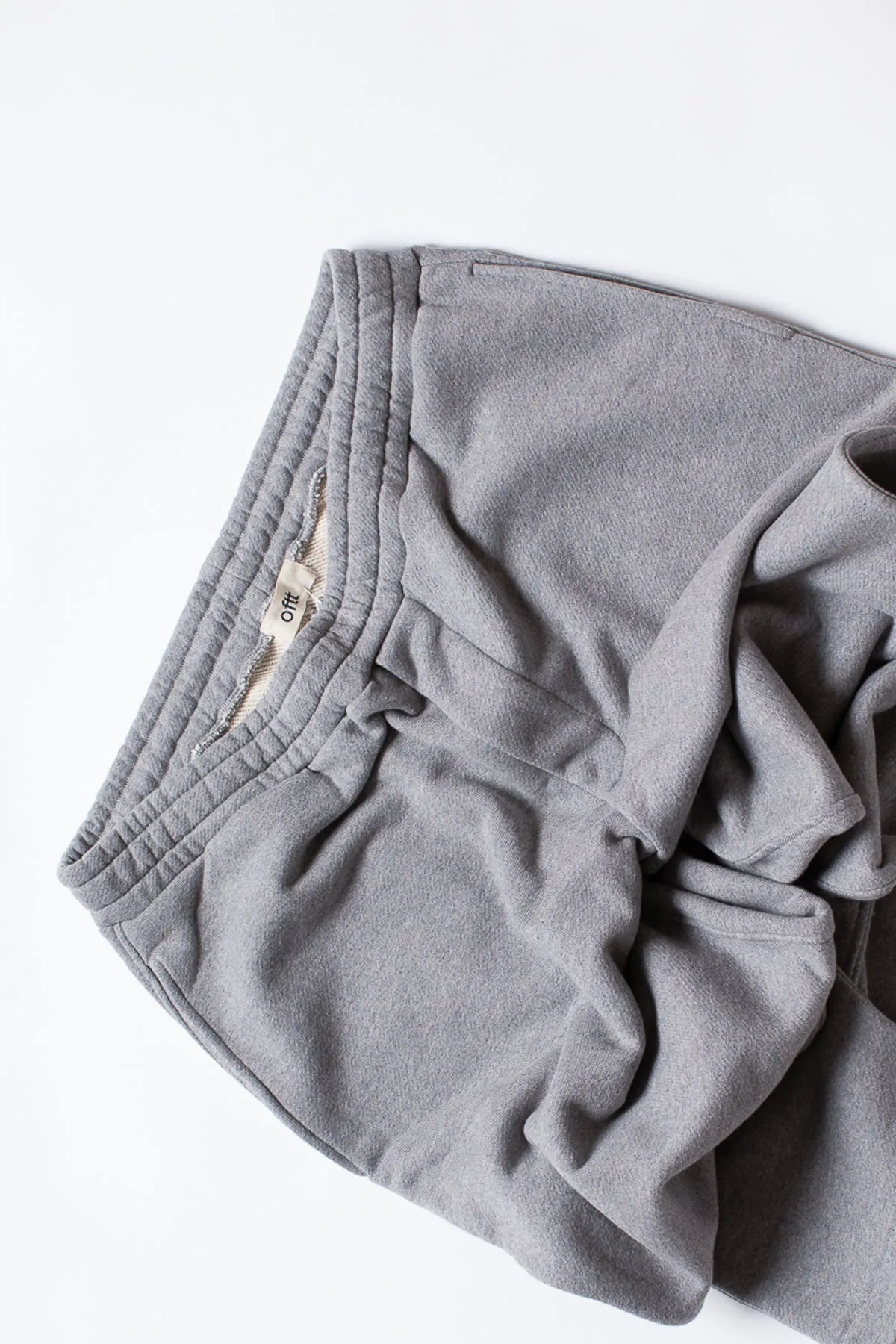 08 / Tracksuit Trousers Grey