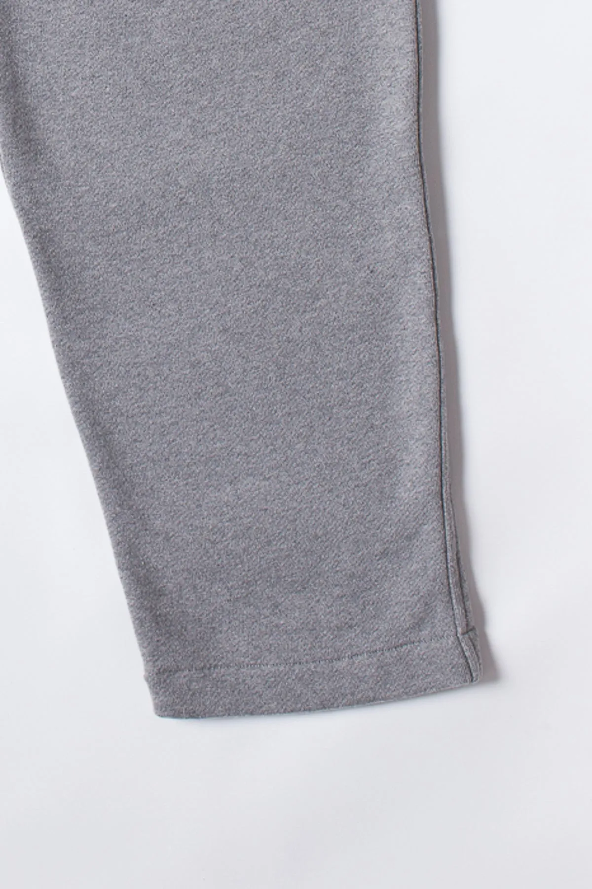 08 / Tracksuit Trousers Grey