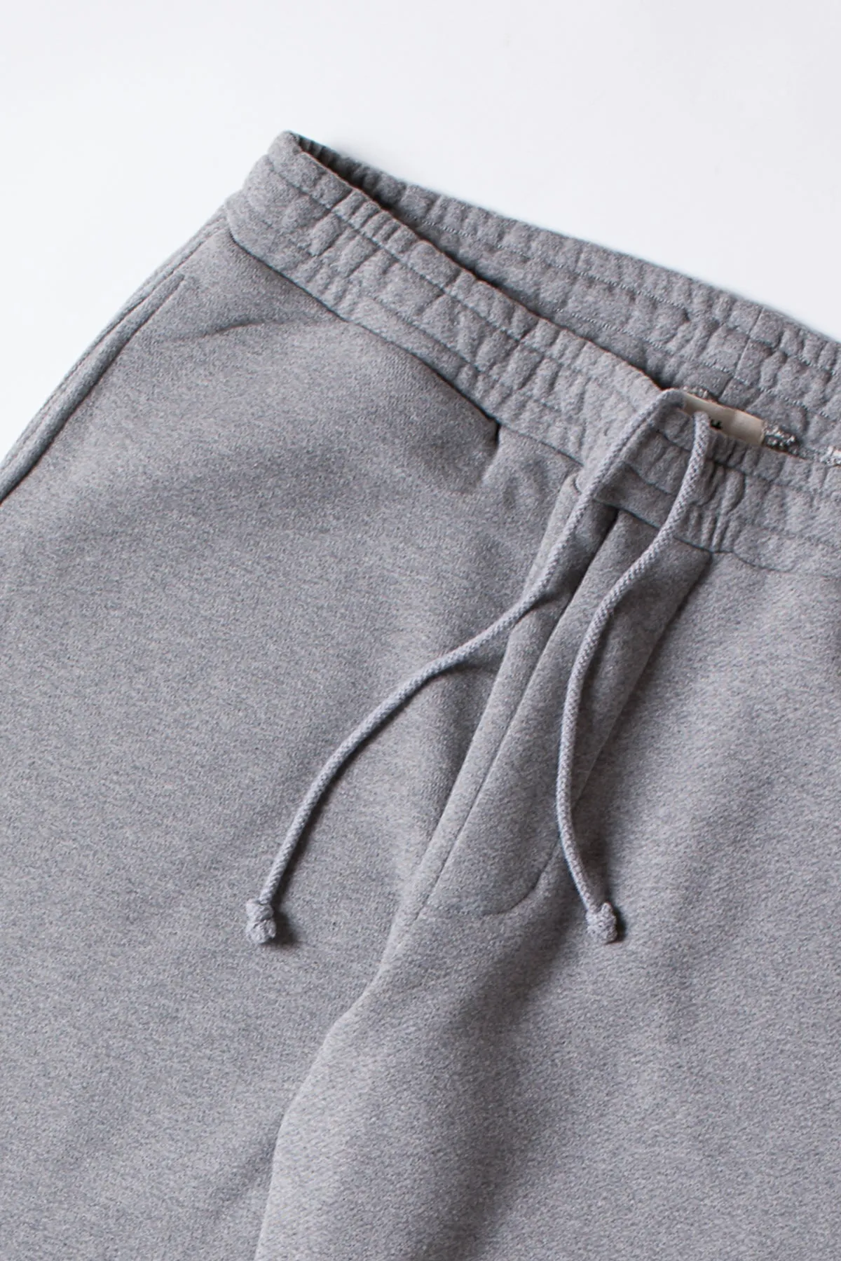 08 / Tracksuit Trousers Grey