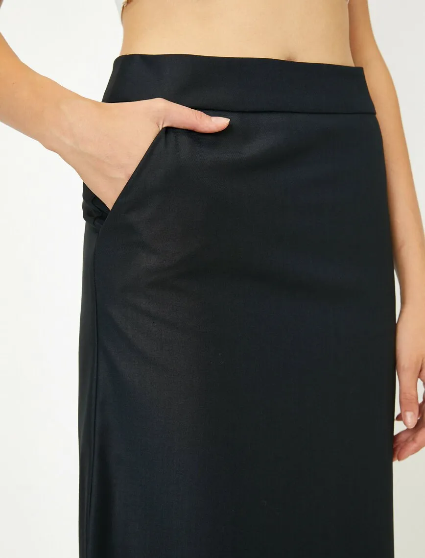 11887 Navy Slit Detailed Midi Skirt