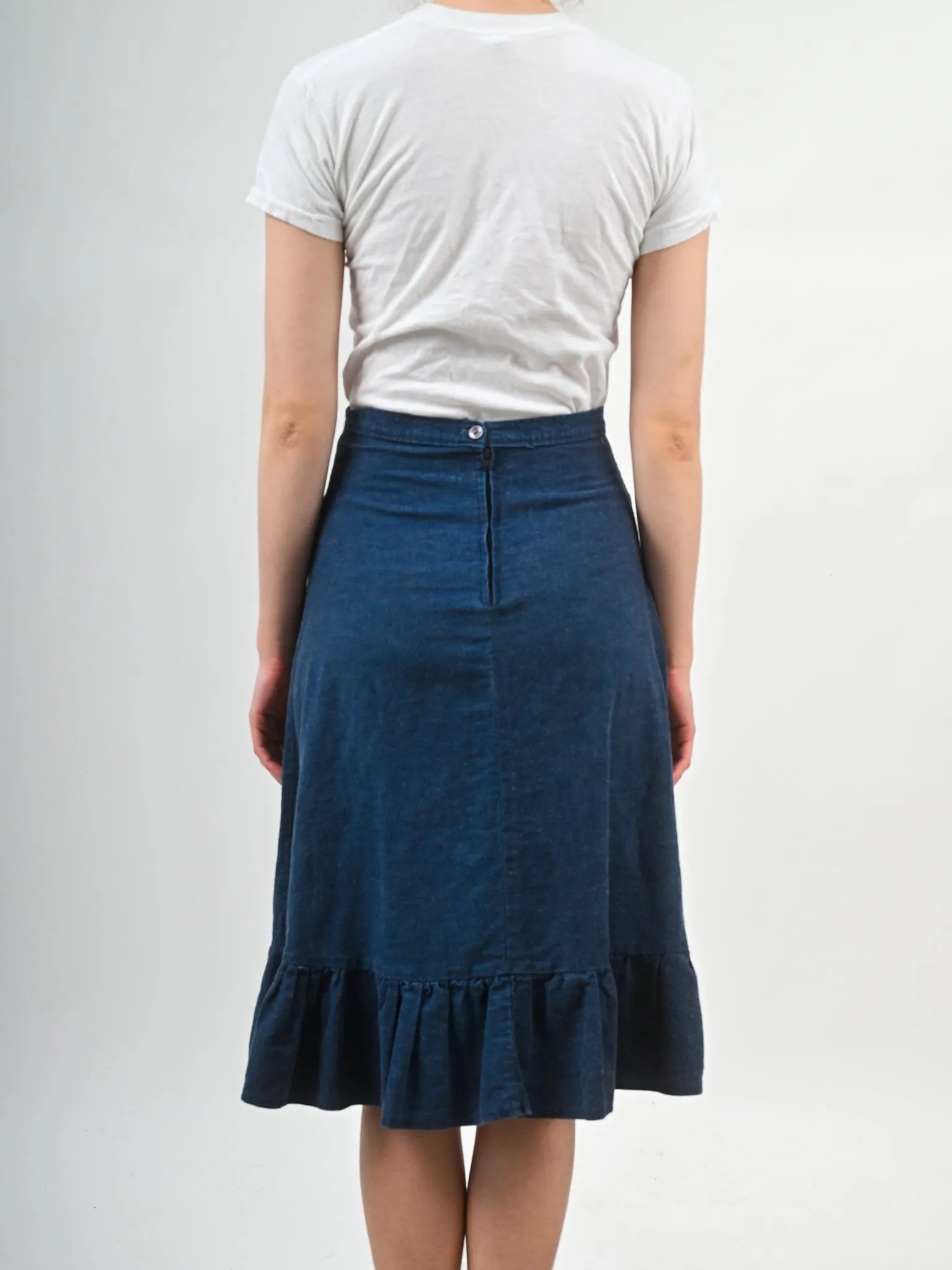 1970s Darkwash Denim Tiered Ruffle Midi Skirt