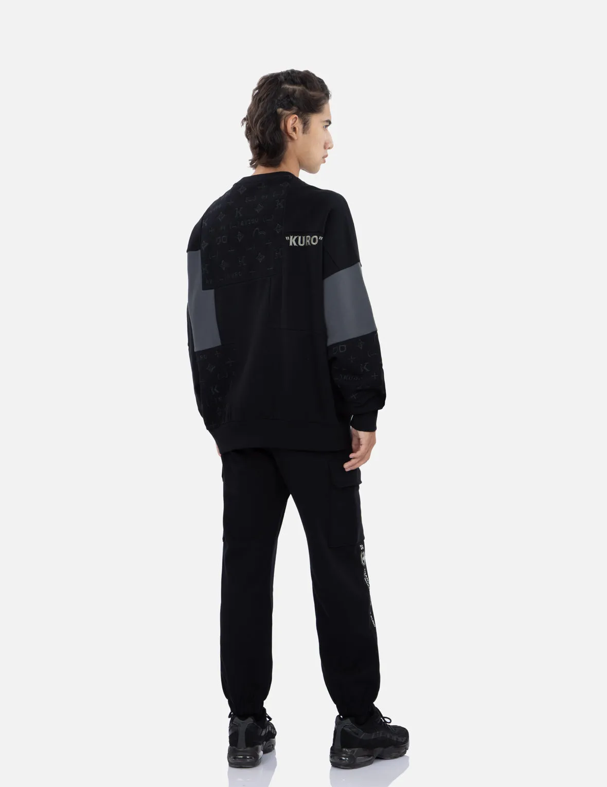 Brush Effect Logo Embroidery Cargo Sweatpants