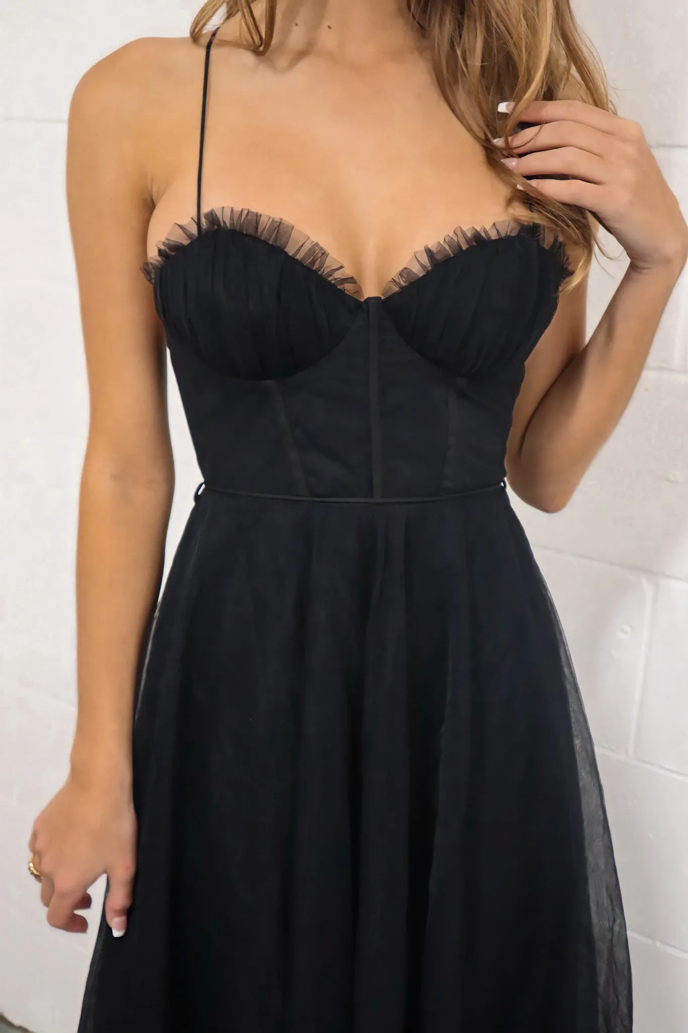 Cindy Tulle Midi Dress - Black