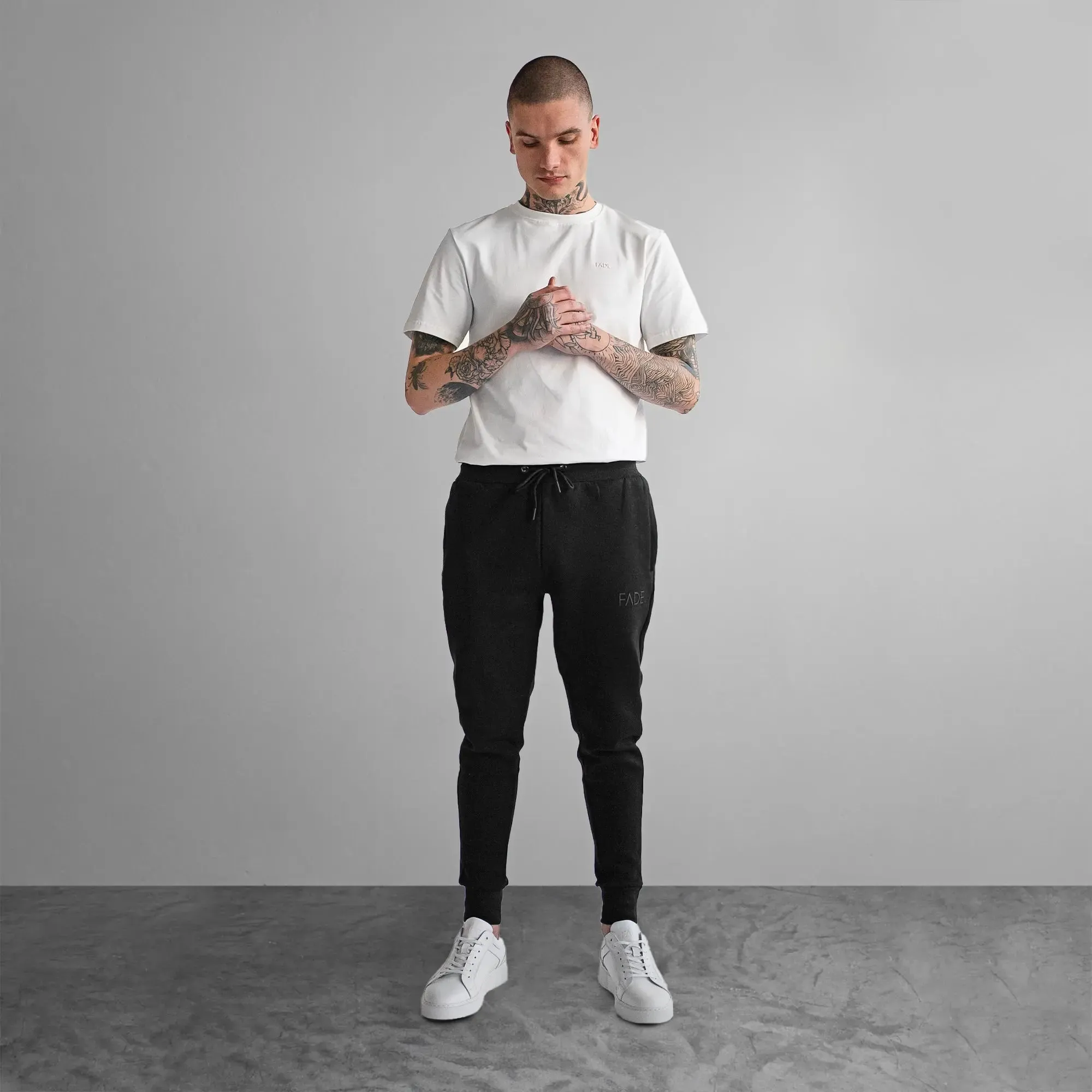 Essential Sweatpants Black