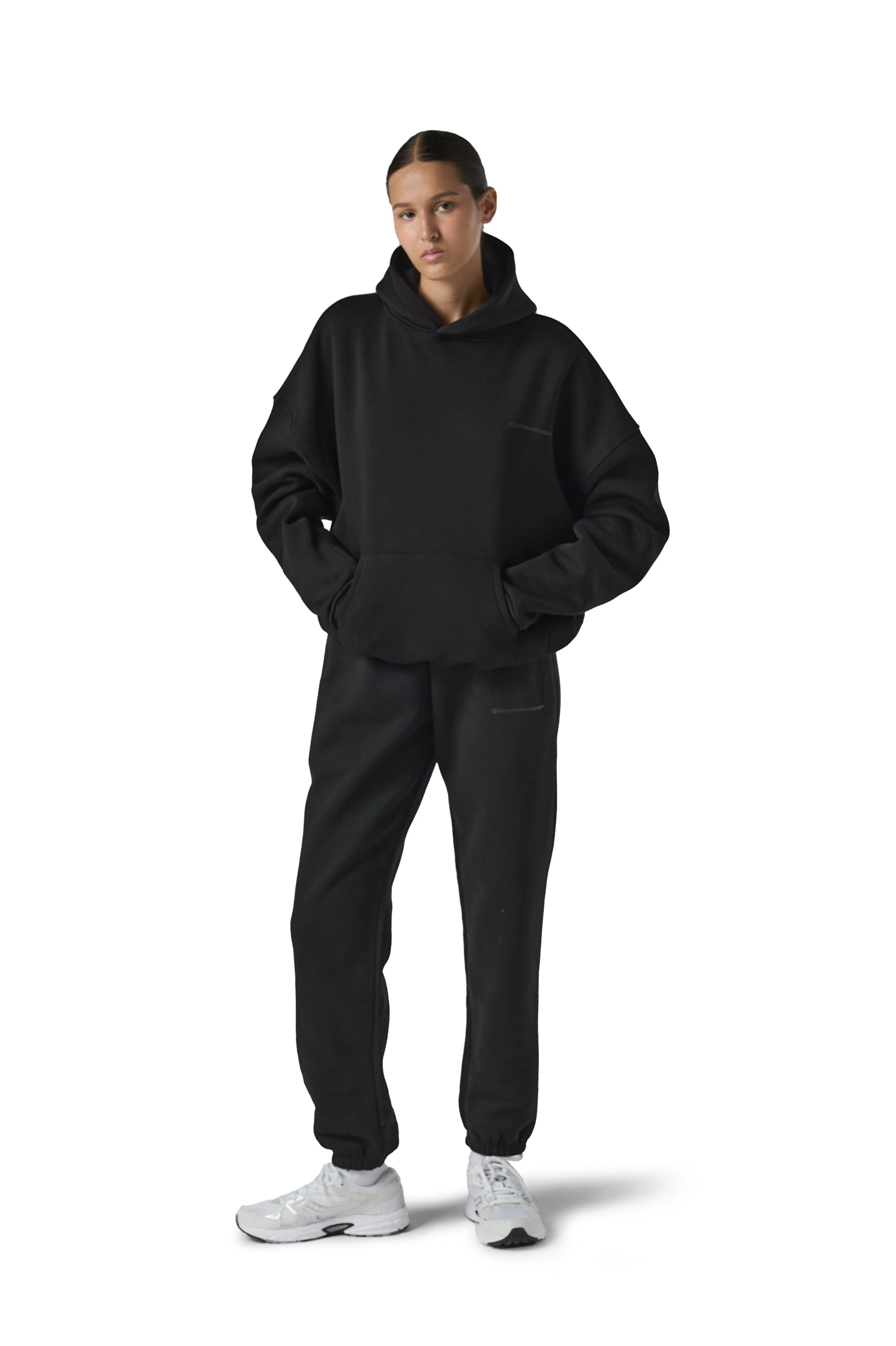 Gear Sweatpants in Black