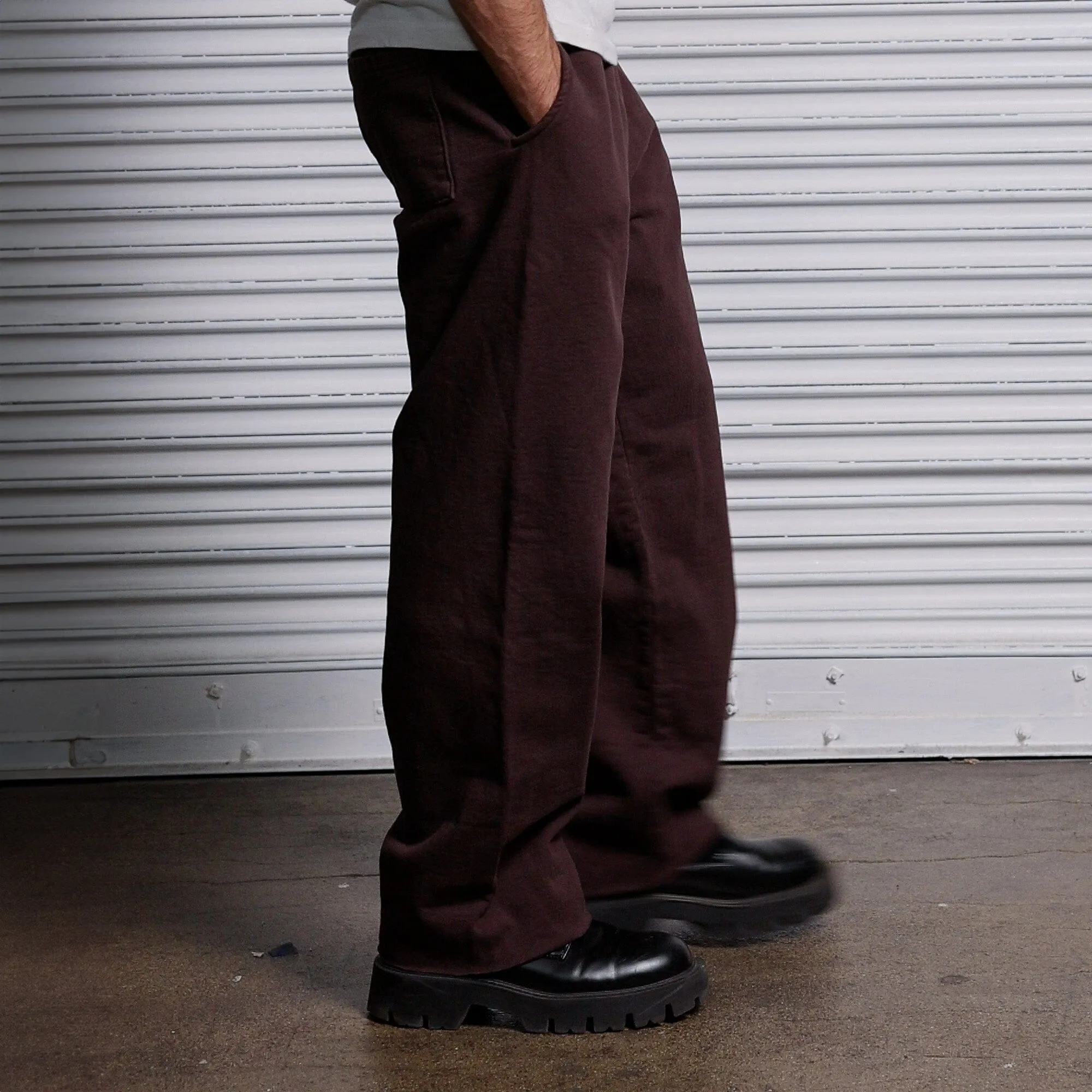 The Ludlow Crop Sweatpants