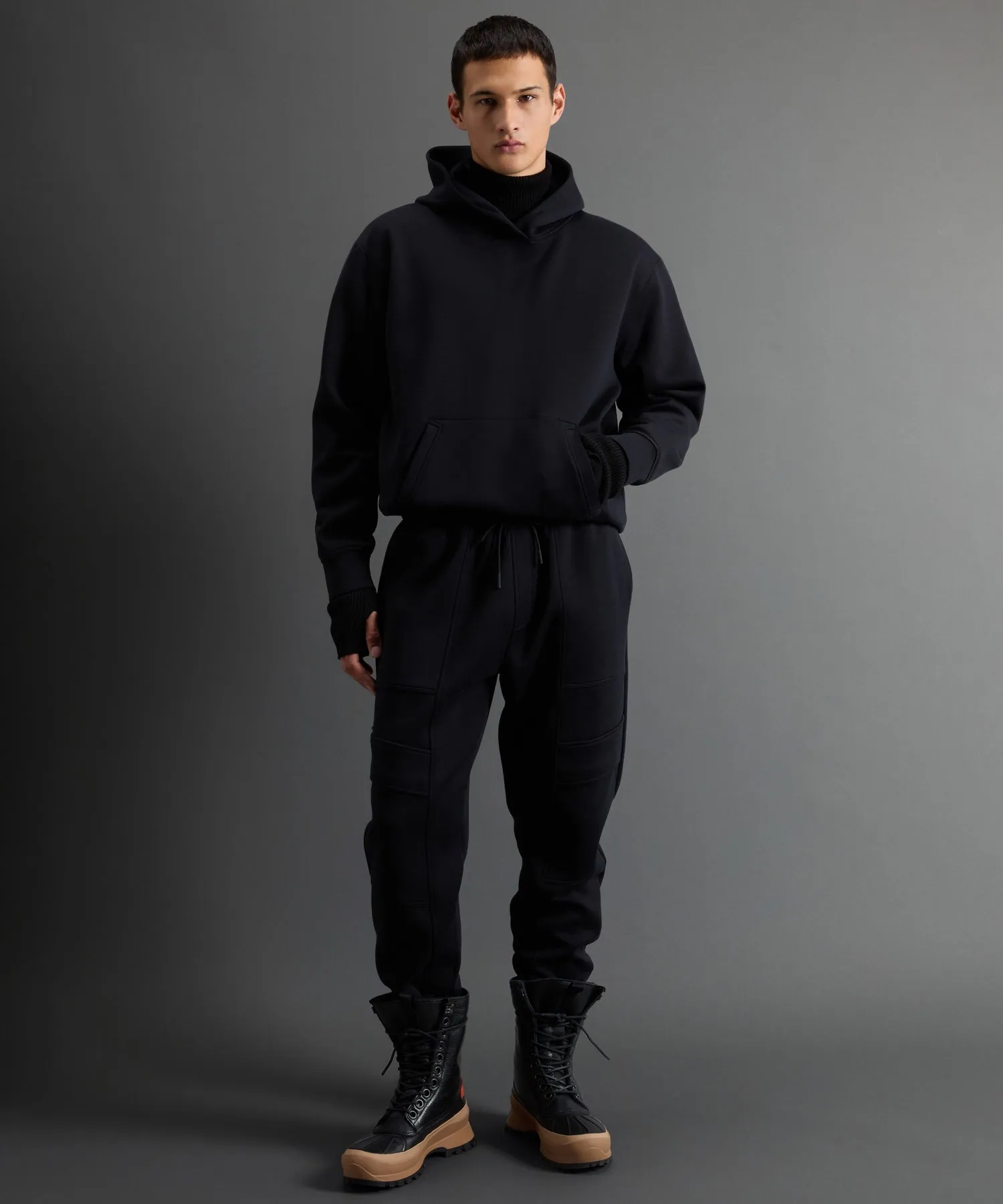 Todd Snyder X Woolrich Luxe Tech Pant in Black