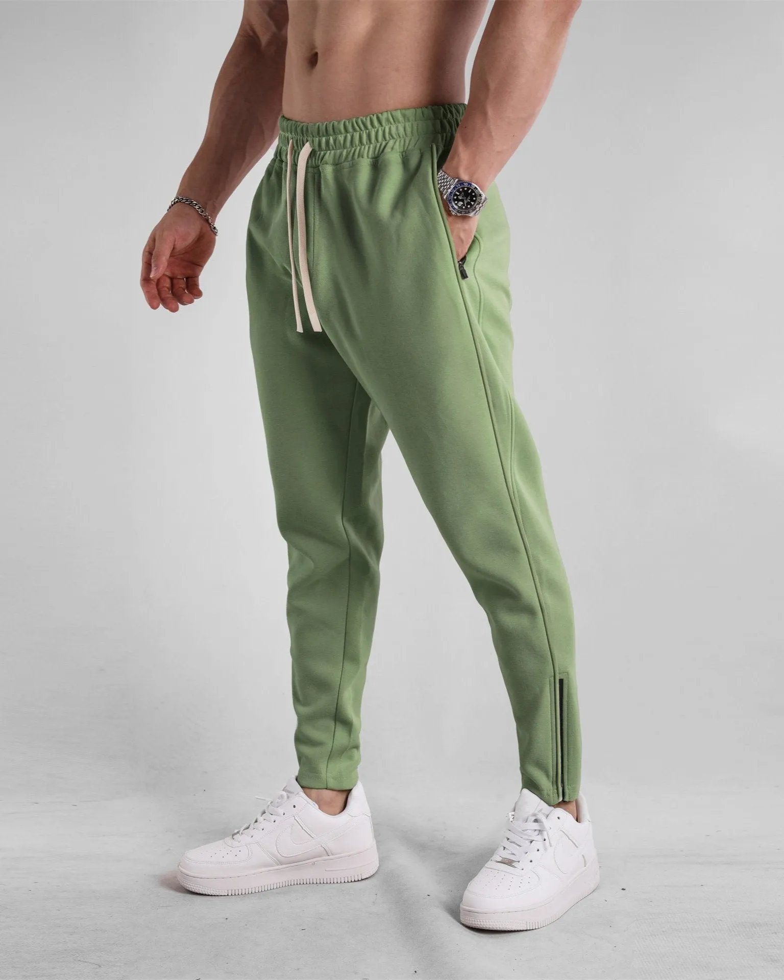 Track Side Sweatpants With Zipper Hem